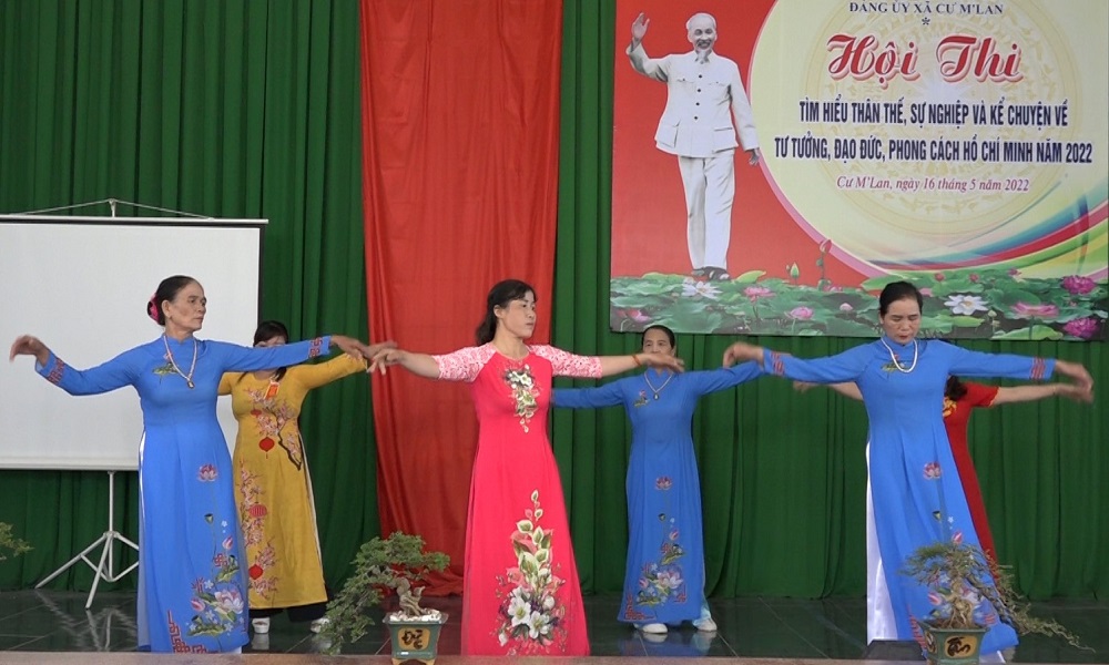  Xã Cư Mlan tổ chức Hội thi tìm hiểu thân thế, sự nghiệp và kể chuyện về tư tưởng, đạo đức, phong cách Hồ Chí Minh