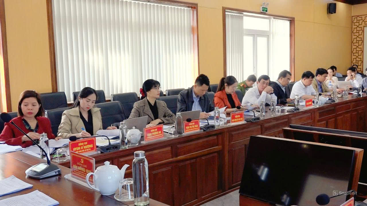 z7425398933389_12832e27d8ff2a7a59a5a77e5d27936d