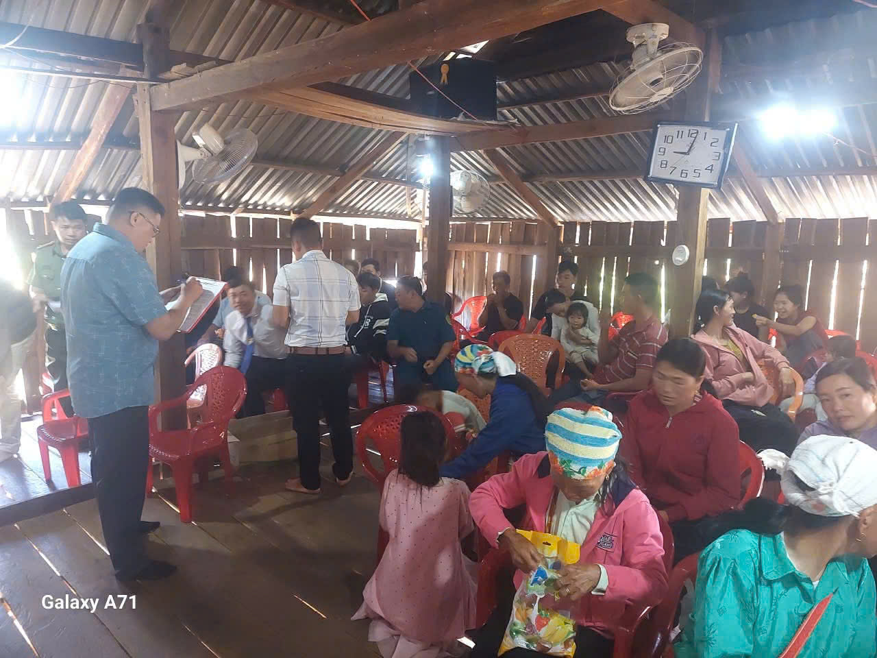 z7523993572675_5975c3424b2d7520b04e1668082a0f91