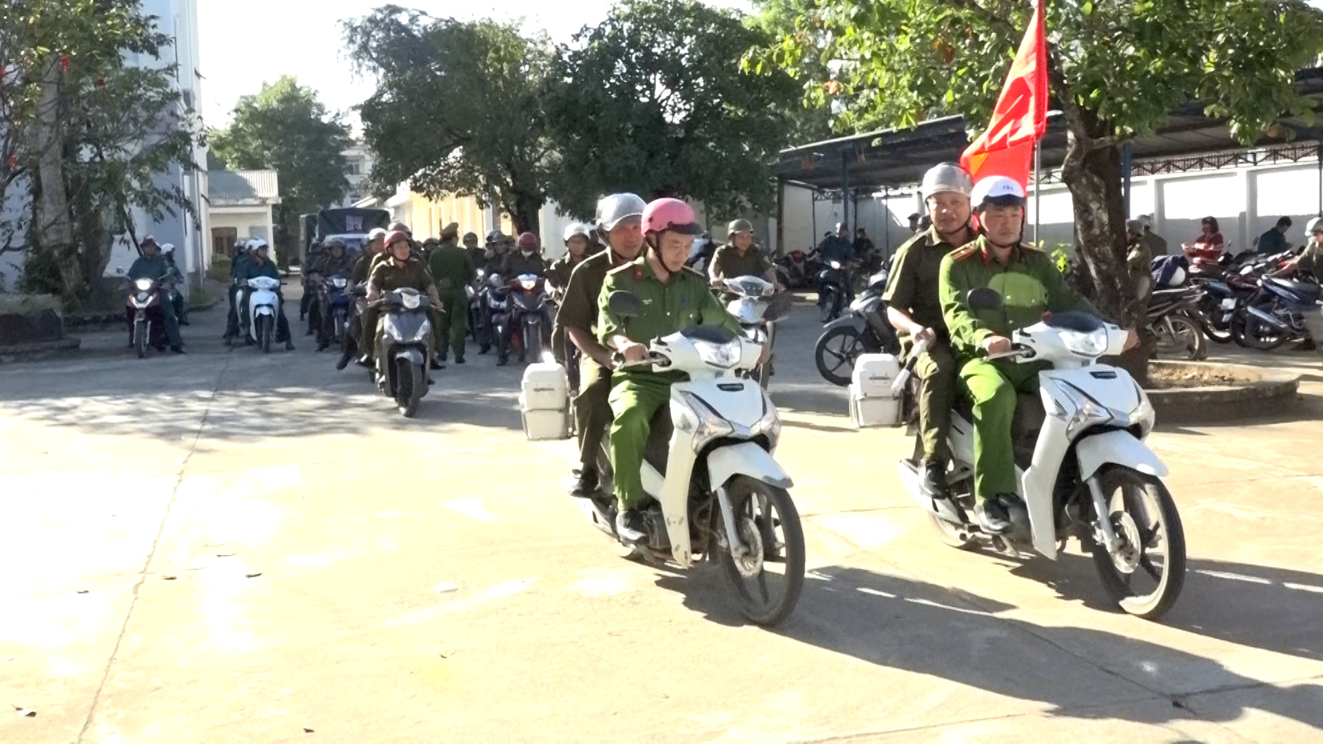 00028.MTS.00_00_16_23.Still001