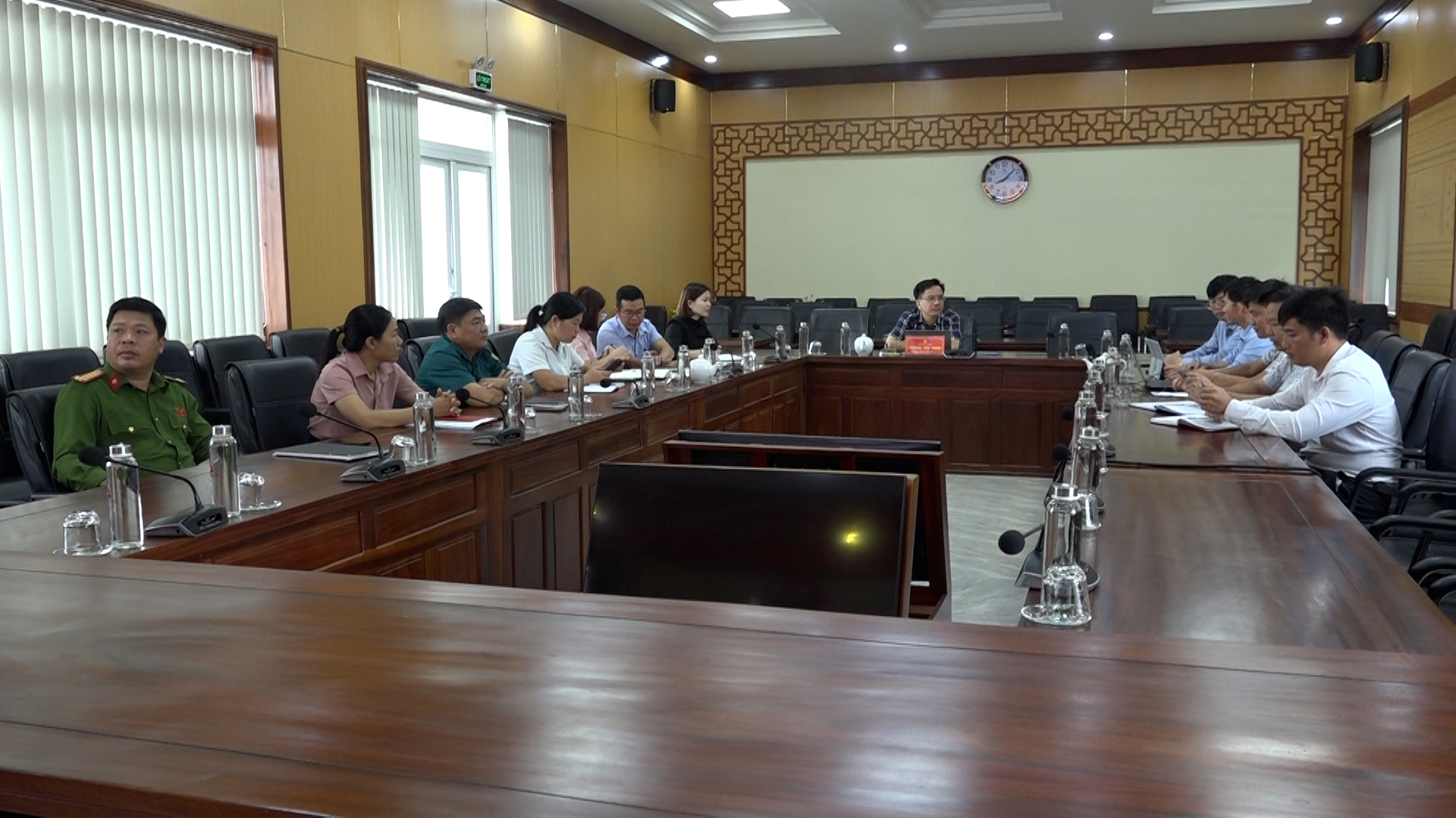 Xã Ea Súp tham dự Hội nghị Báo cáo viên Trung ương tháng 9/2025