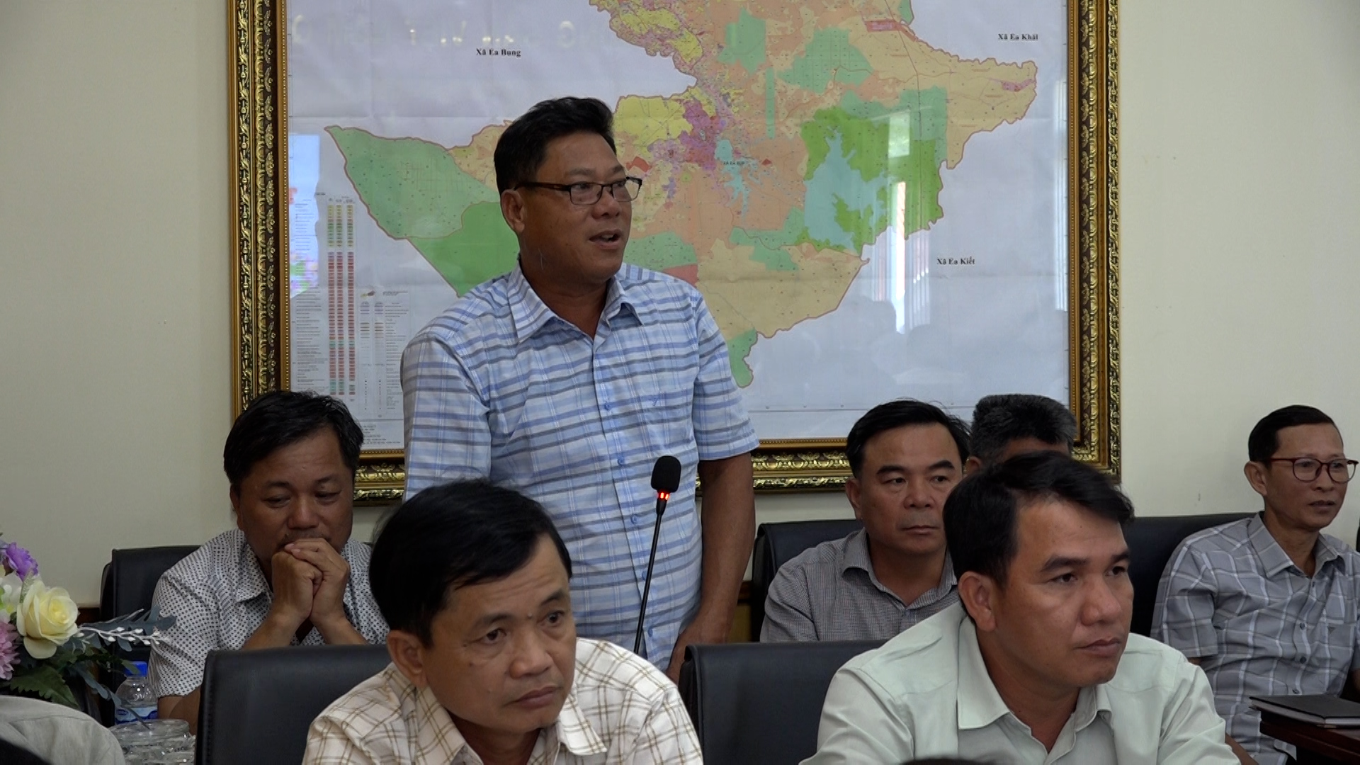 00057.MTS.00_00_01_22.Still001