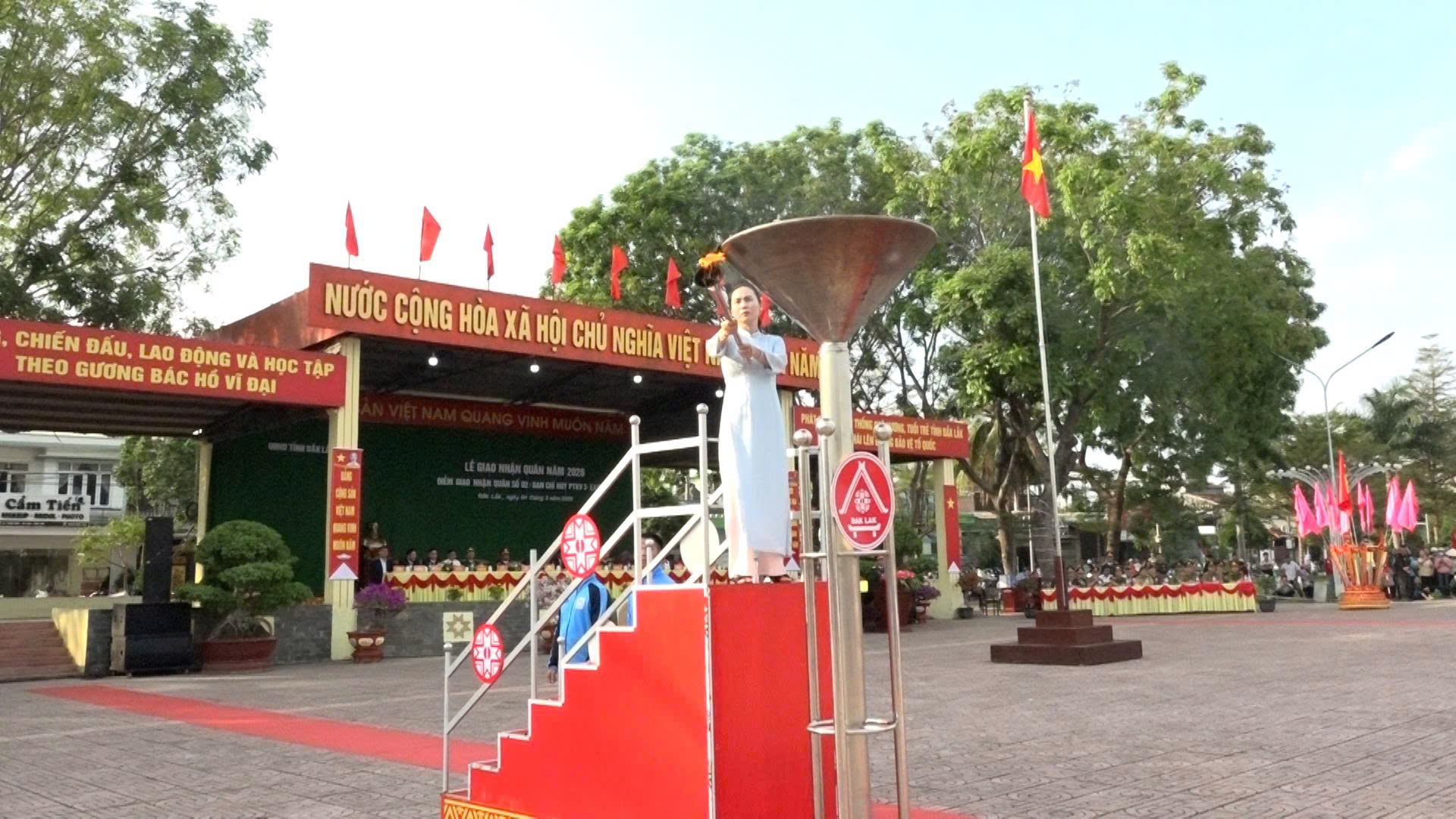 z7584673482219_8c1bc6106067b5362ac00d8eb3b996aa