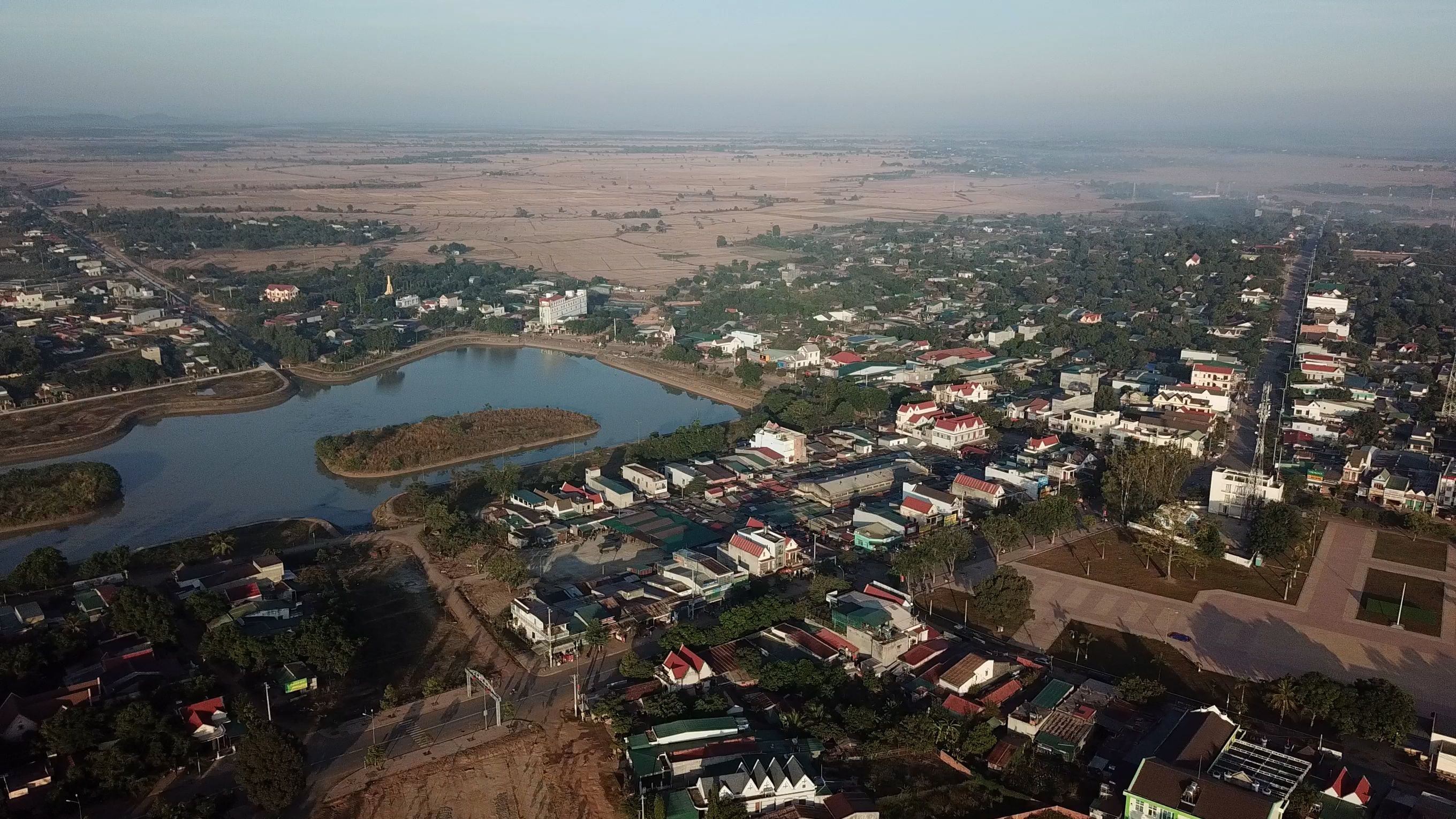 DJI_0138.MOV.00_00_13_02.Still001