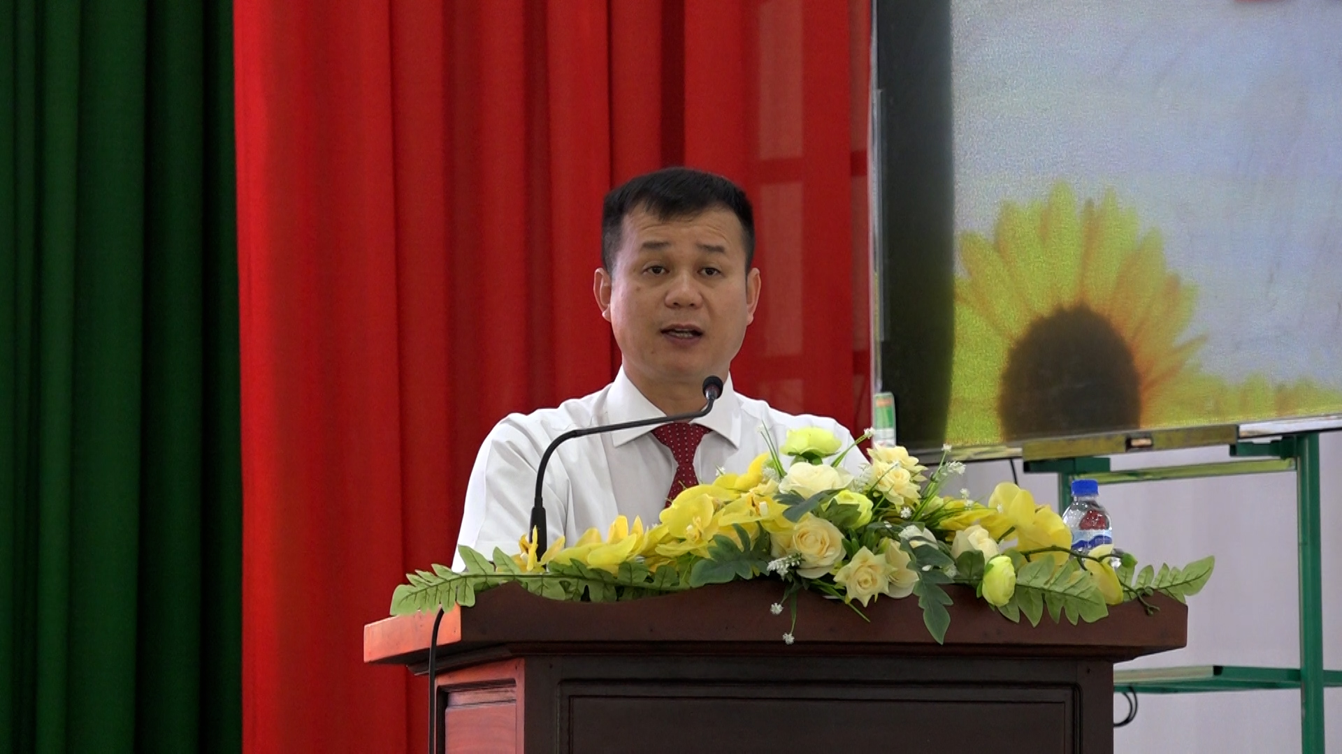 00009.MTS.00_00_00_00.Still001