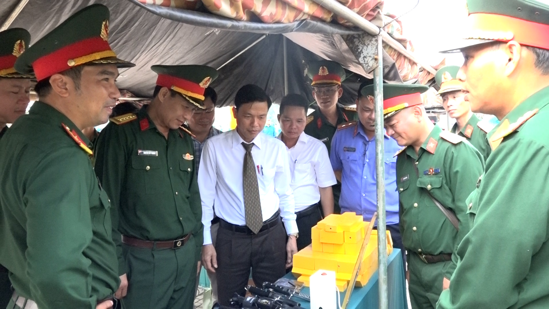 00163.MTS.00_00_09_08.Still001