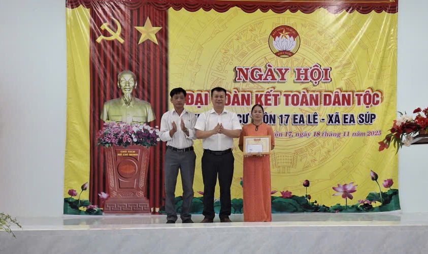 z7238127627256_15dedcca1a5b10ed921004bf2b403afb