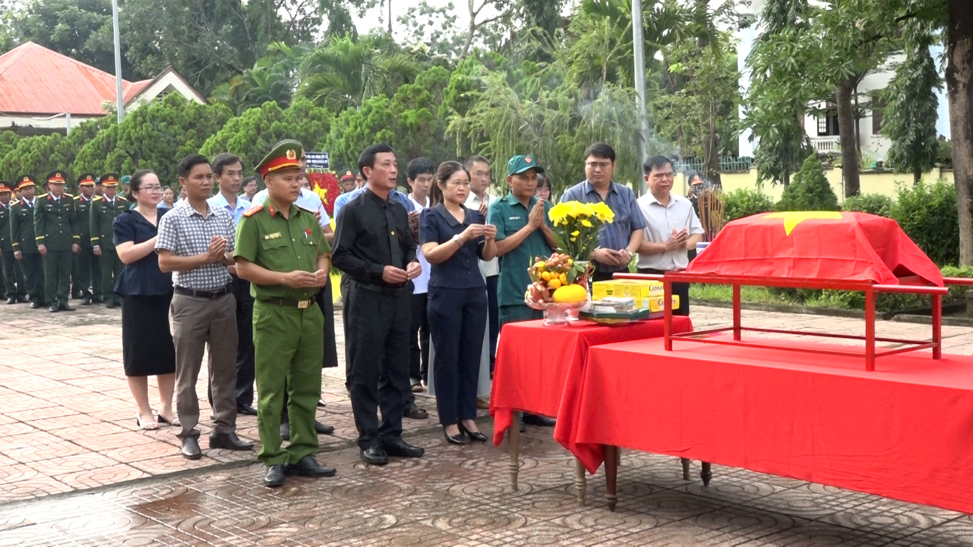 00084.MTS.00_00_02_17.Still001