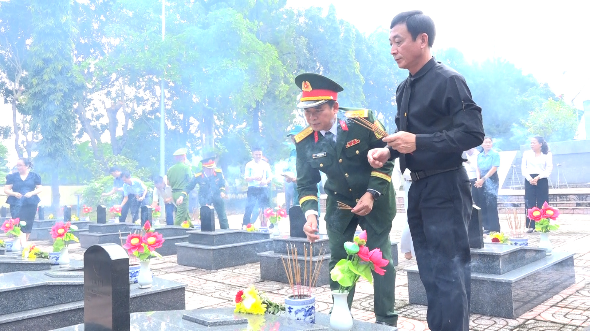 00132.MTS.00_00_03_02.Still001