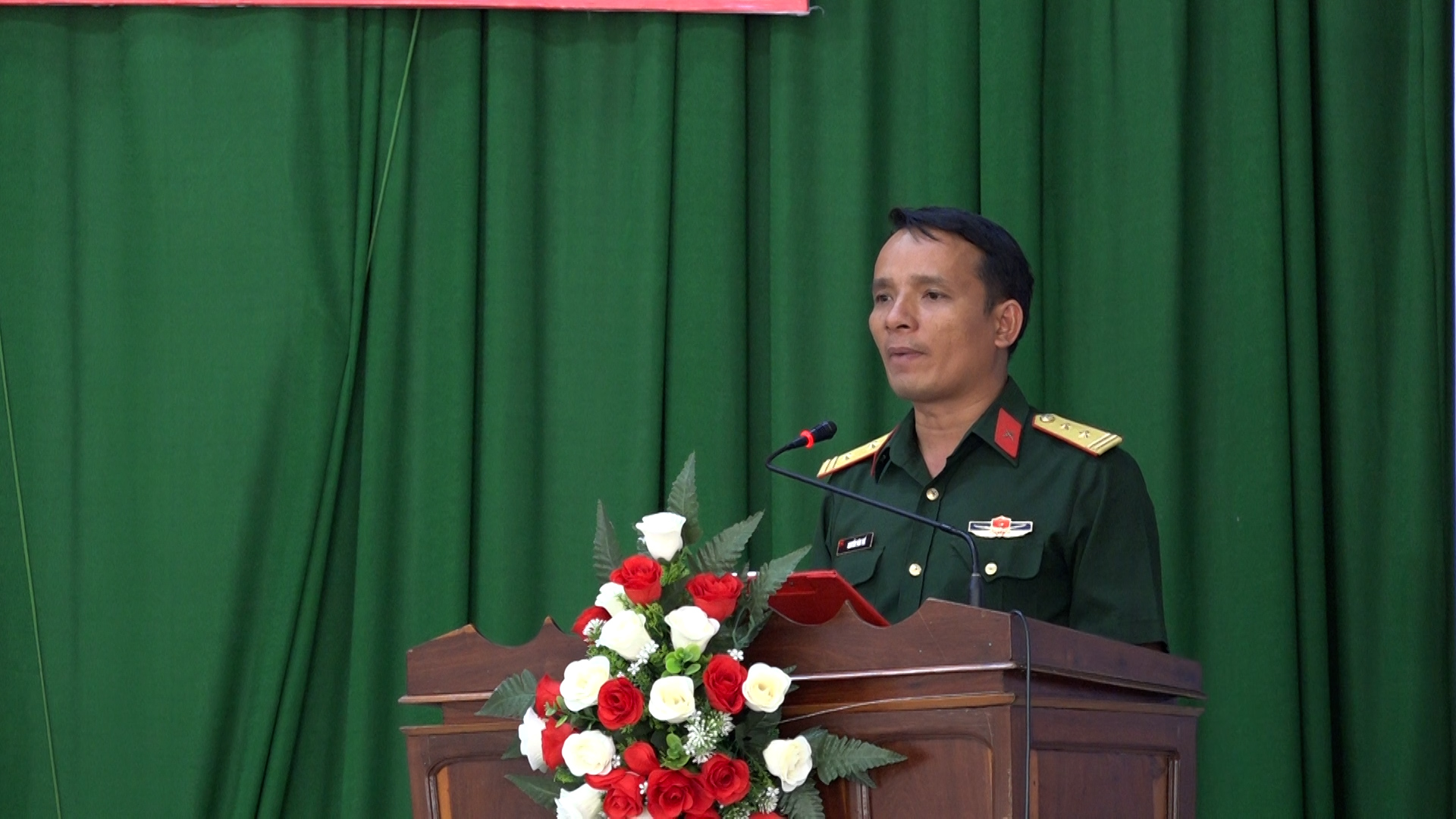 00022.MTS.00_00_18_12.Still001