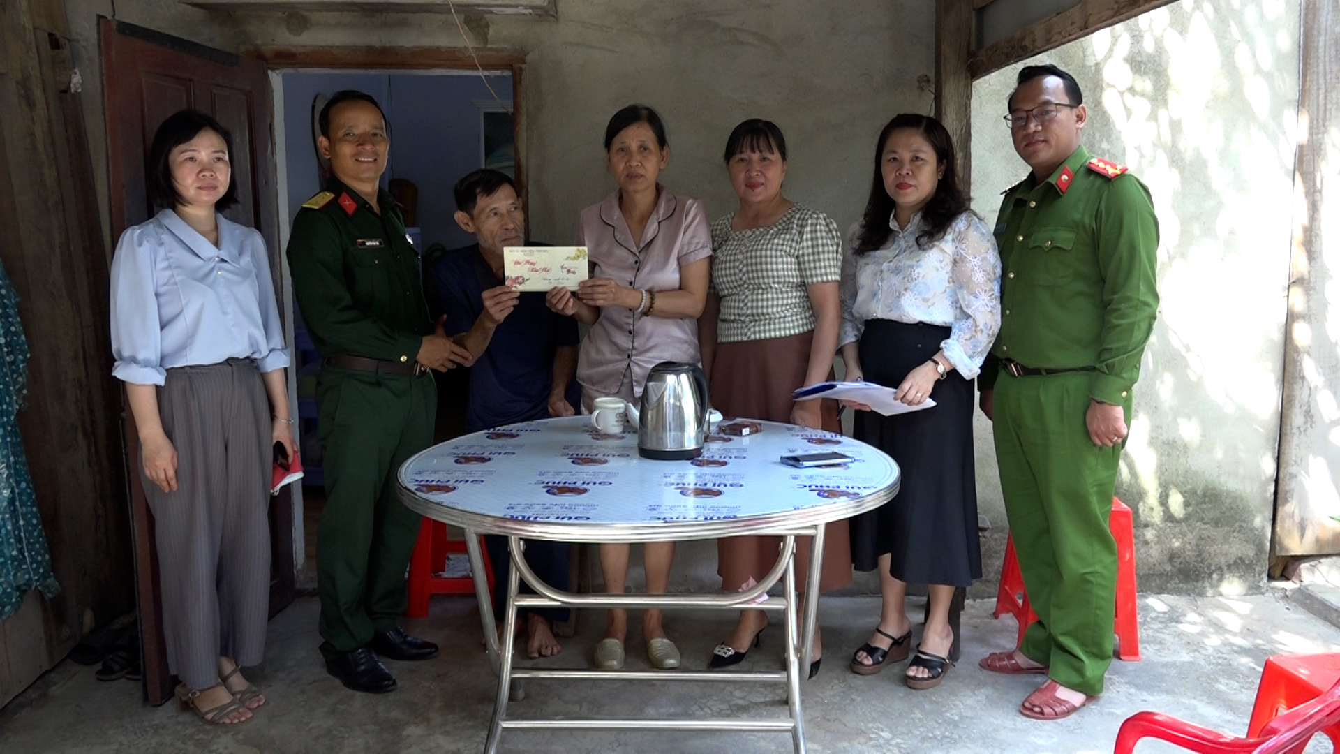 00058.MTS.00_00_02_19.Still001