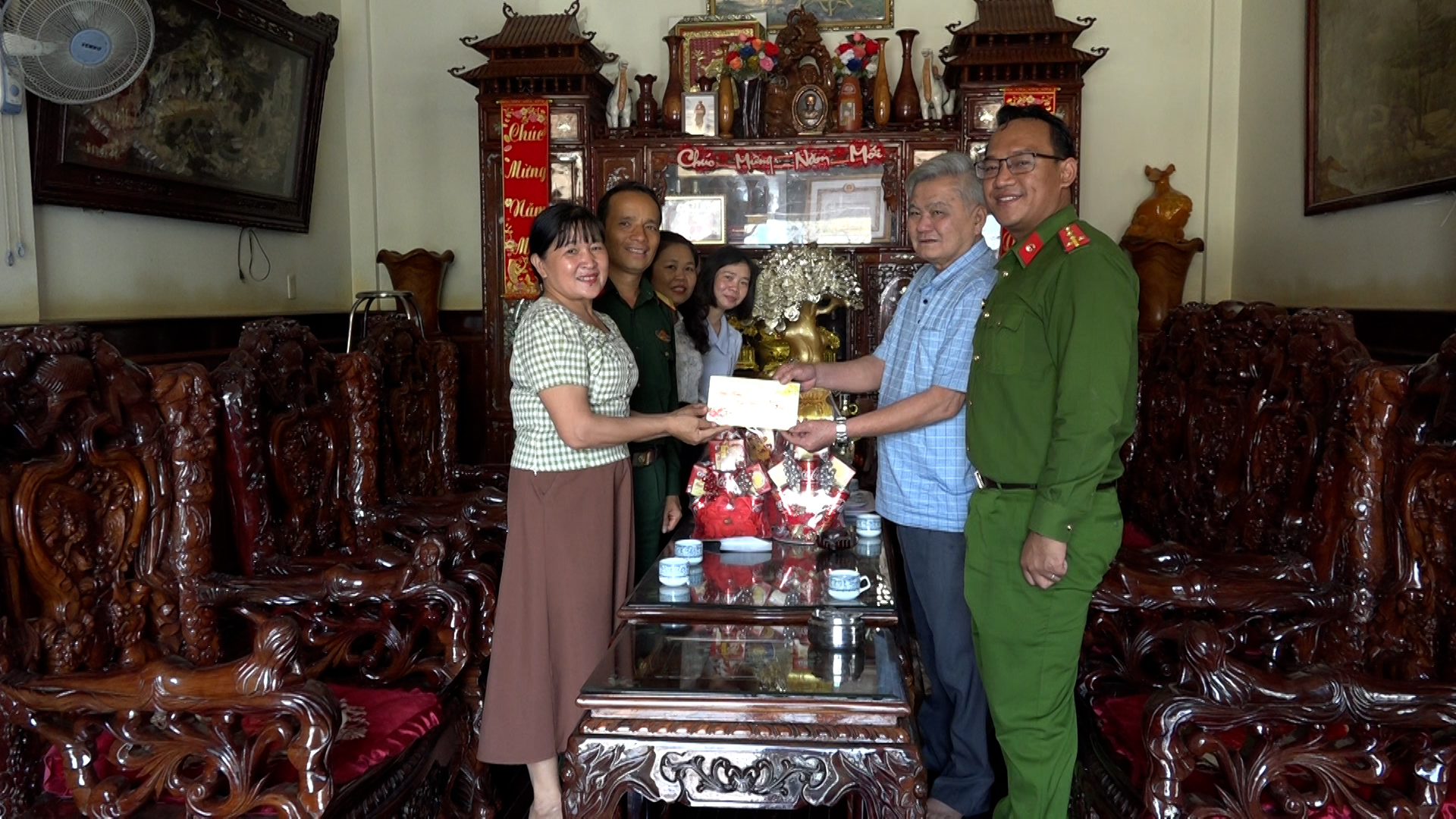 00068.MTS.00_00_10_14.Still001