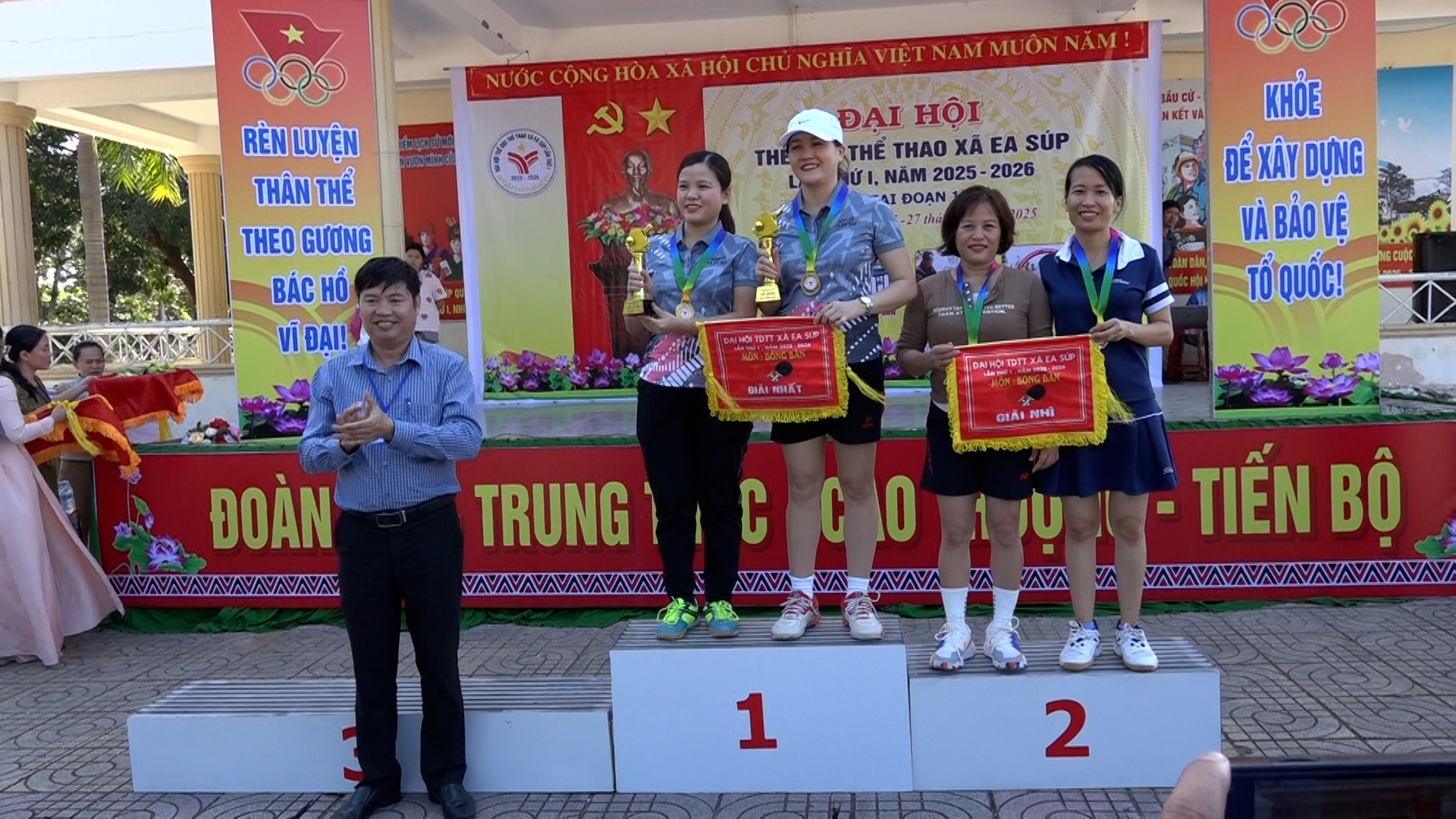 00025.MTS.00_00_04_20.Still001