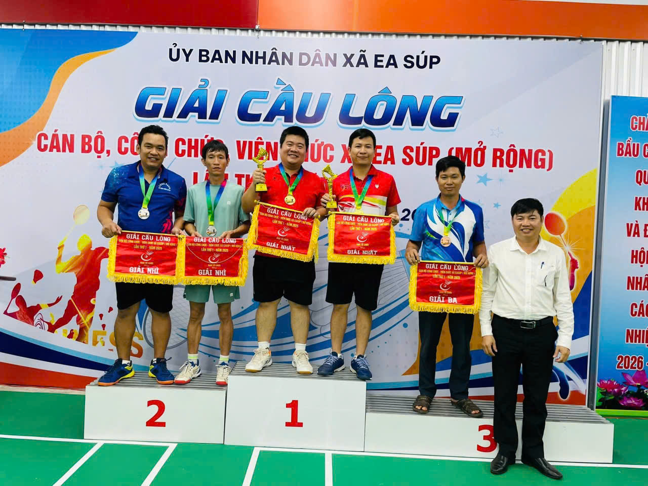 z7341977989858_39b02923e479f3b34c32c9ee035545ae