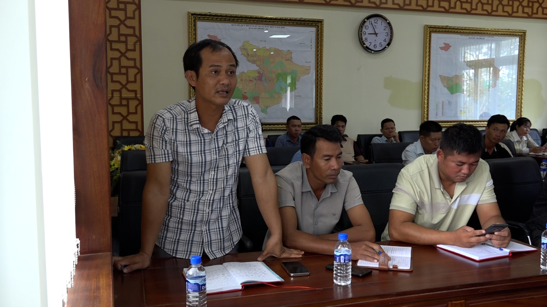 00172.MTS.00_00_05_18.Still001