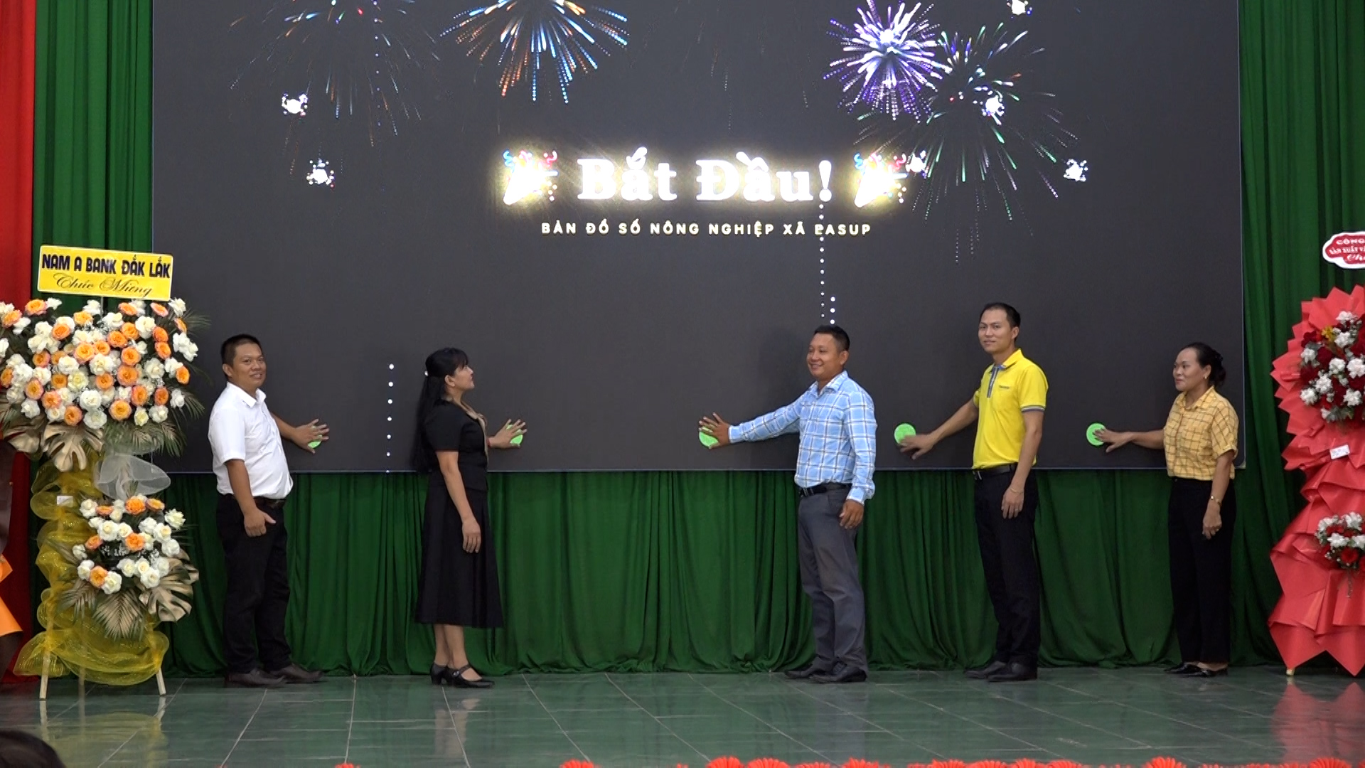 00076.MTS.00_00_11_15.Still001